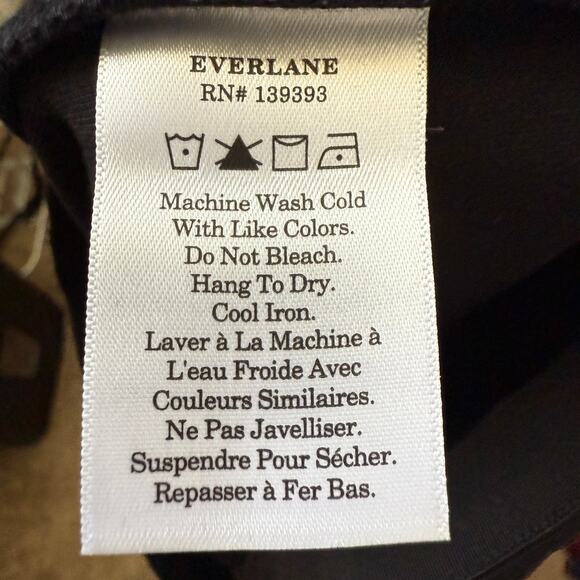 NEW Everlane The Dream Kick Flare Pant in Black - Picture 6 of 9